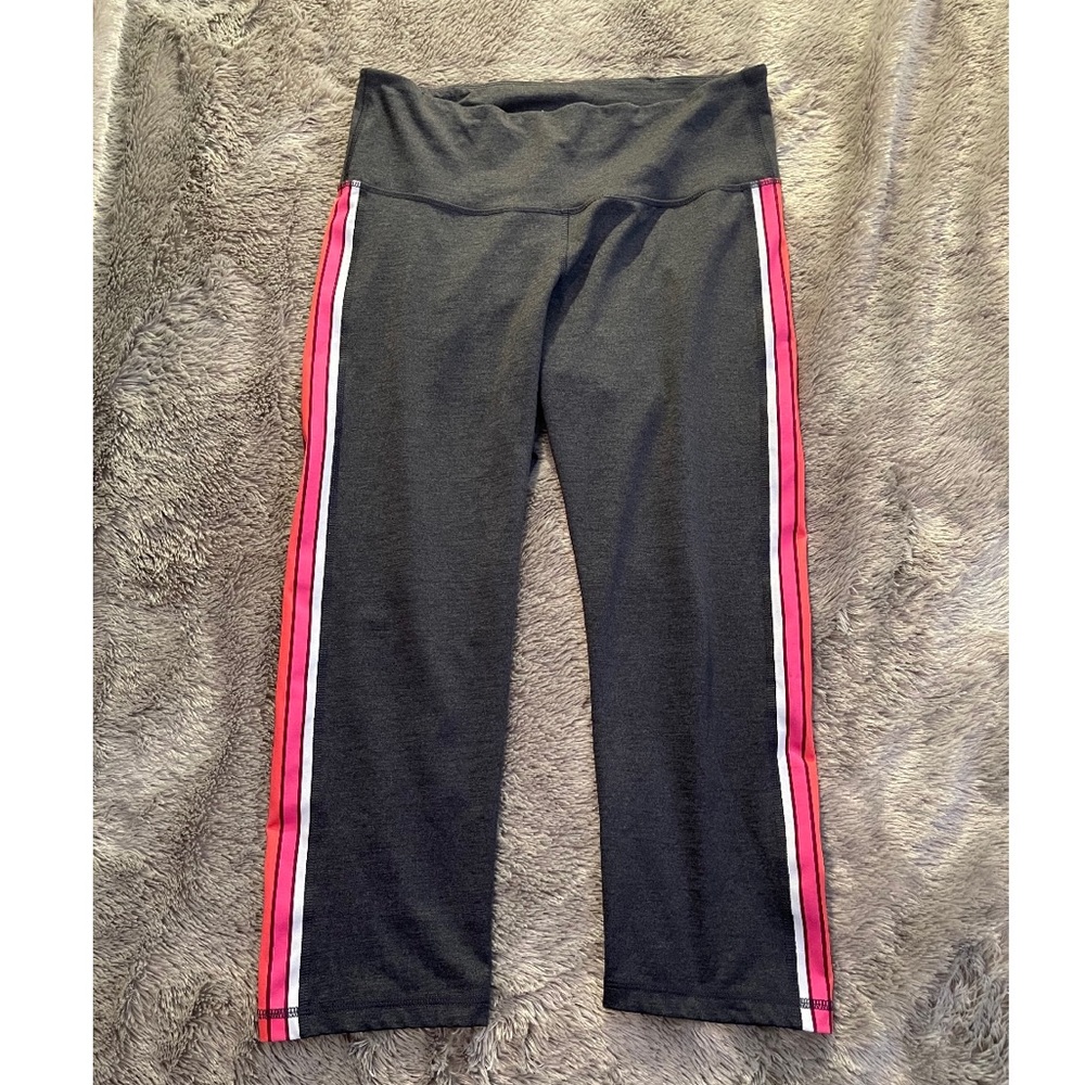 Cropped Workout Leggings size L